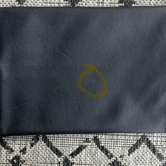 Makeup Junkie Bag Medium Smooth Black with Teal Zipper - Used (see pic) - Picture 4 of 5